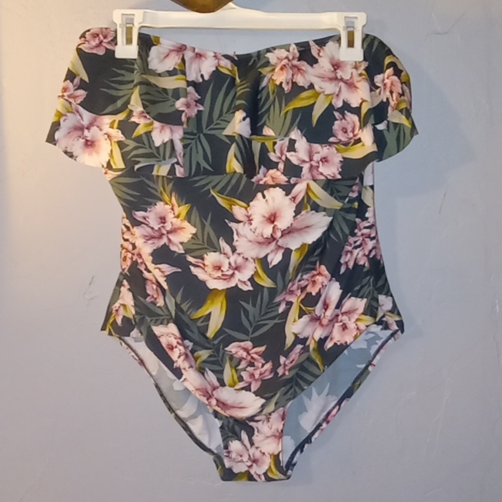 KONA SOL FLORAL STRAPLESS BAITHING SUIT XL